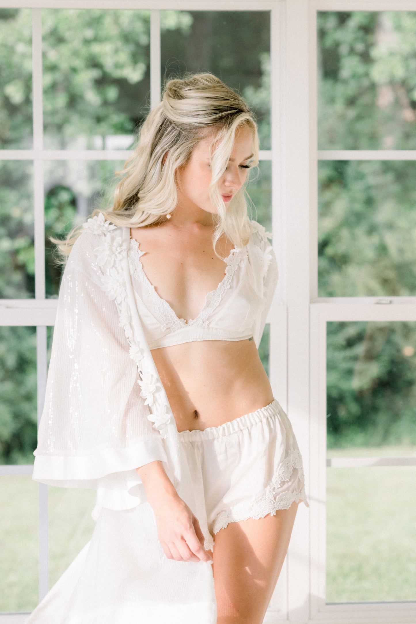 Stella Sequin Kimono Robe - White