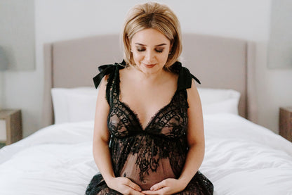 Unlined Lace Plunge Babydoll & Panty Très Sûr