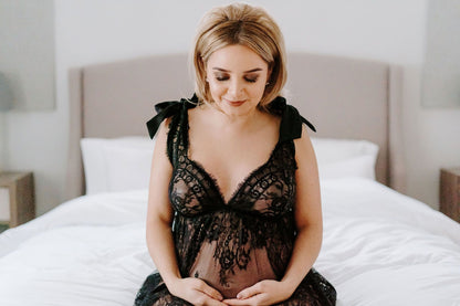 Maternity Unlined Lace Plunge Babydoll & Panty Très Sûr